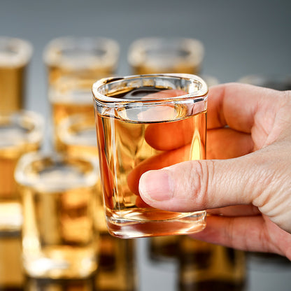 Tempered glass whiskey set with matte black tray